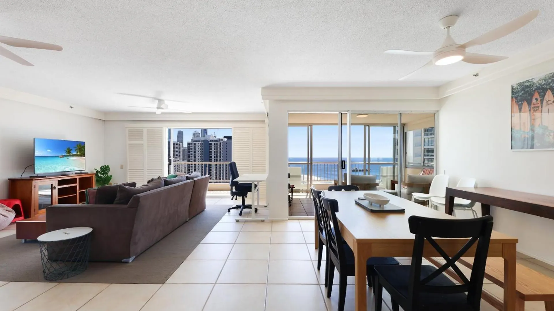 Apartment Surfers Paradise Escape With Premium Amenities Gold Coast