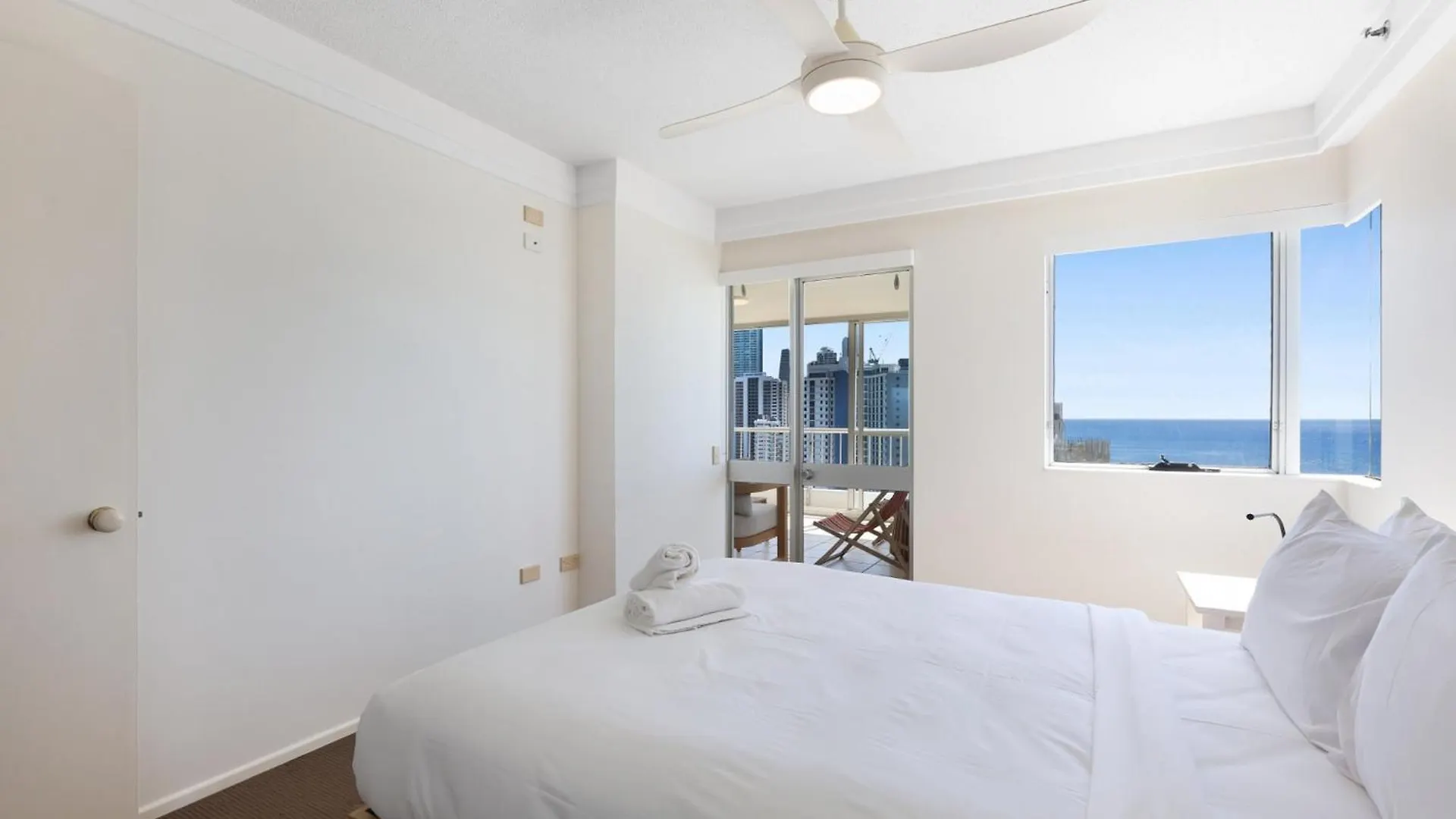 Apartment Surfers Paradise Escape With Premium Amenities Gold Coast Australia
