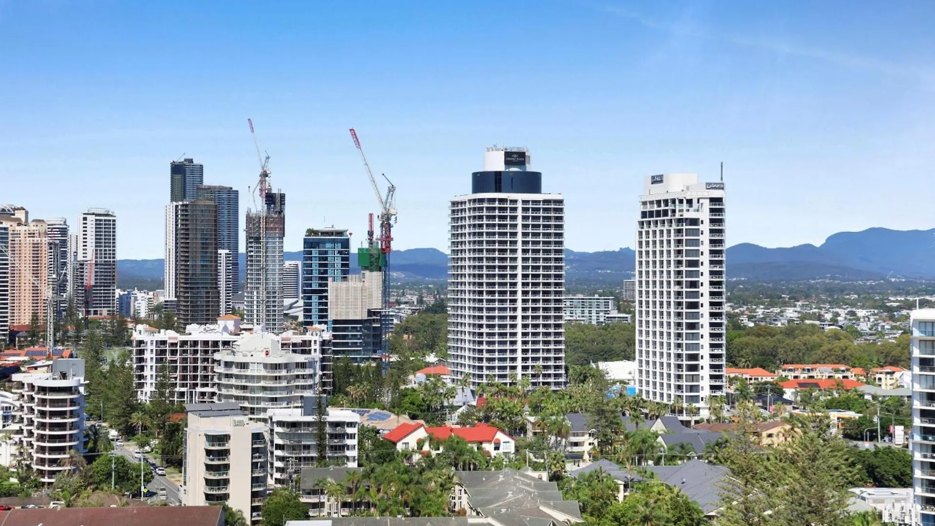 Surfers Paradise Escape With Premium Amenities Gold Coast