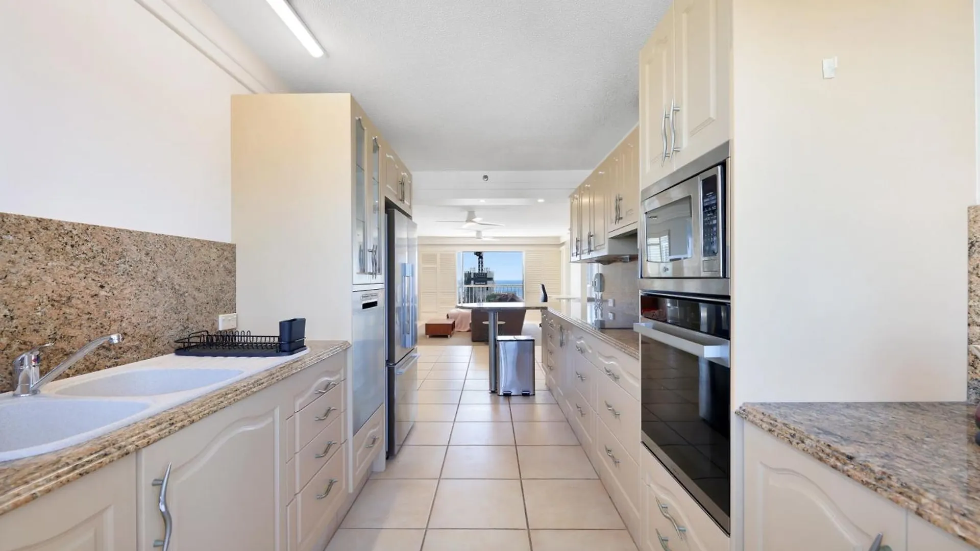 Apartment Surfers Paradise Escape With Premium Amenities Gold Coast